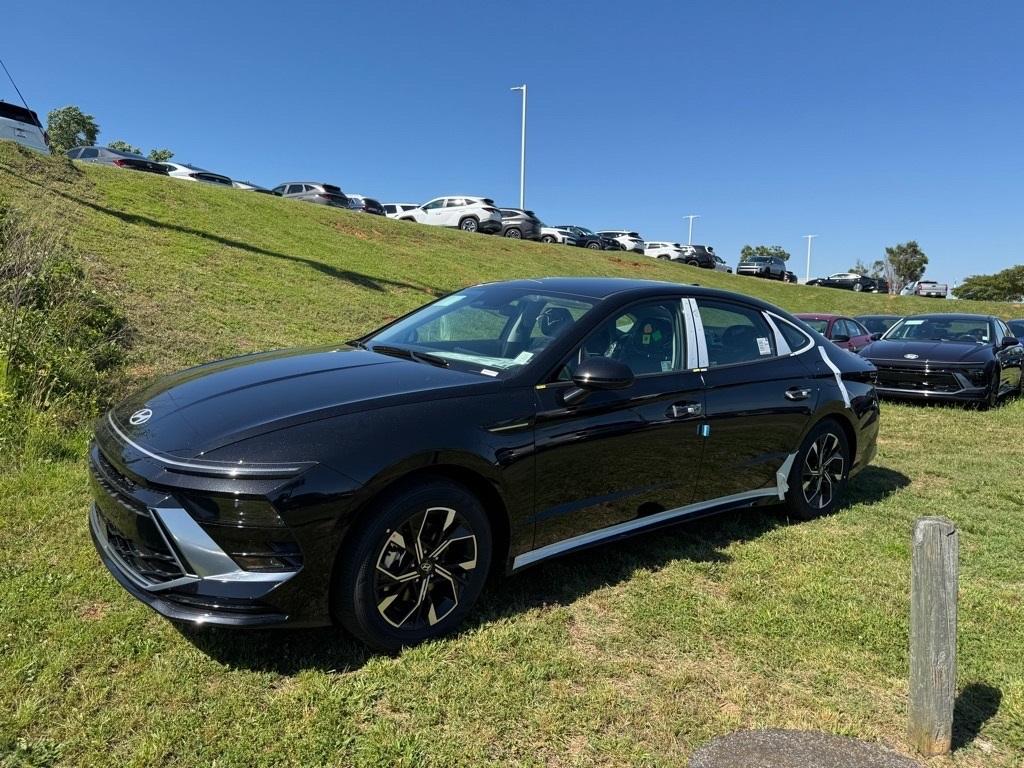 new 2025 Hyundai Sonata car, priced at $28,658