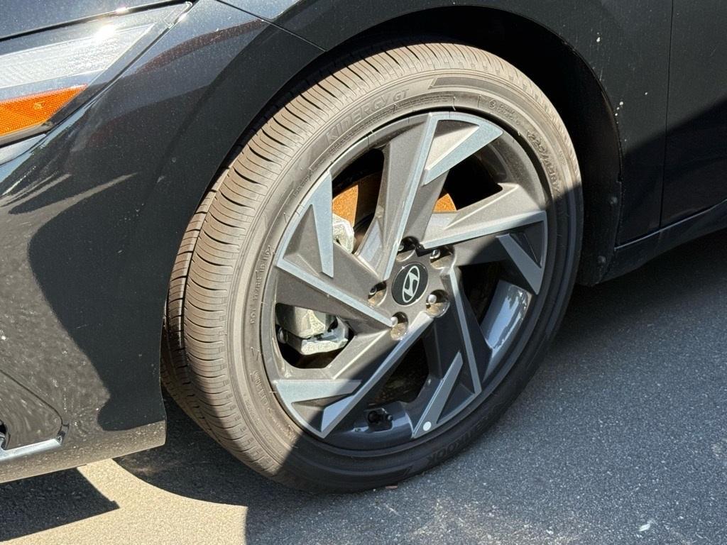 new 2025 Hyundai ELANTRA HEV car, priced at $30,830