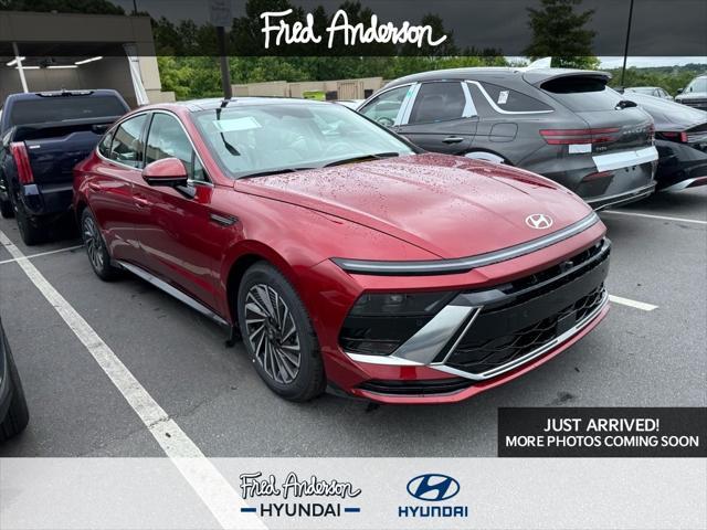 new 2025 Hyundai Sonata Hybrid car, priced at $39,047