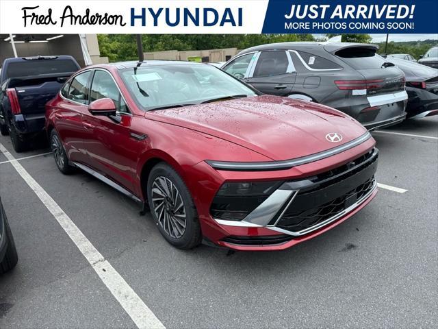 new 2025 Hyundai Sonata Hybrid car, priced at $39,047