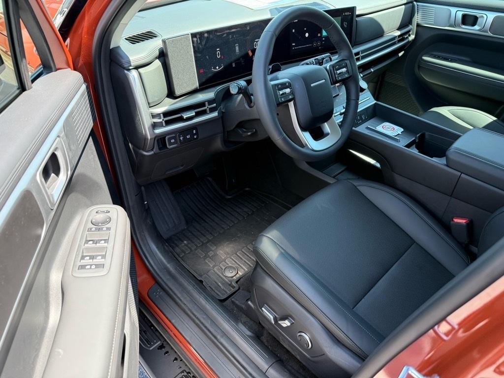 new 2025 Hyundai Santa Fe car, priced at $40,138