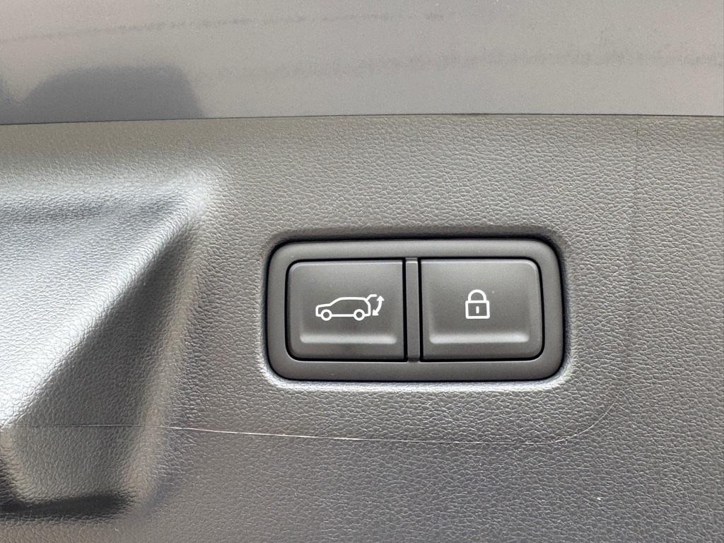 new 2025 Hyundai Santa Fe car, priced at $40,543