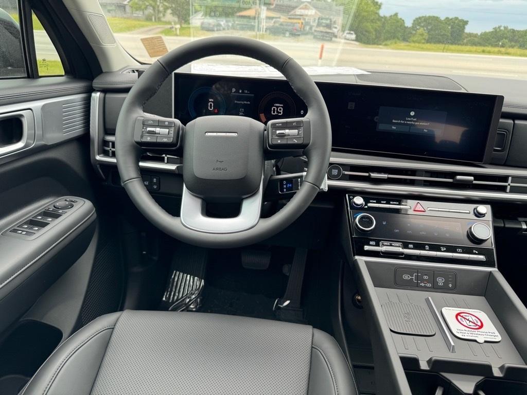 new 2025 Hyundai Santa Fe car, priced at $40,543