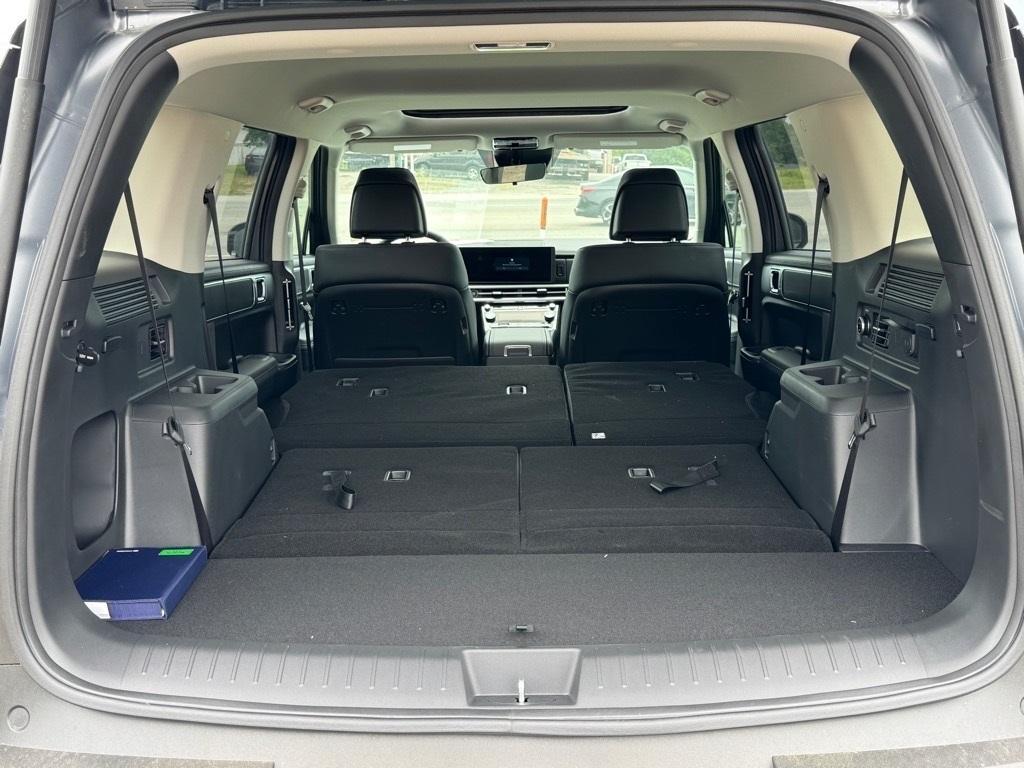 new 2025 Hyundai Santa Fe car, priced at $40,543