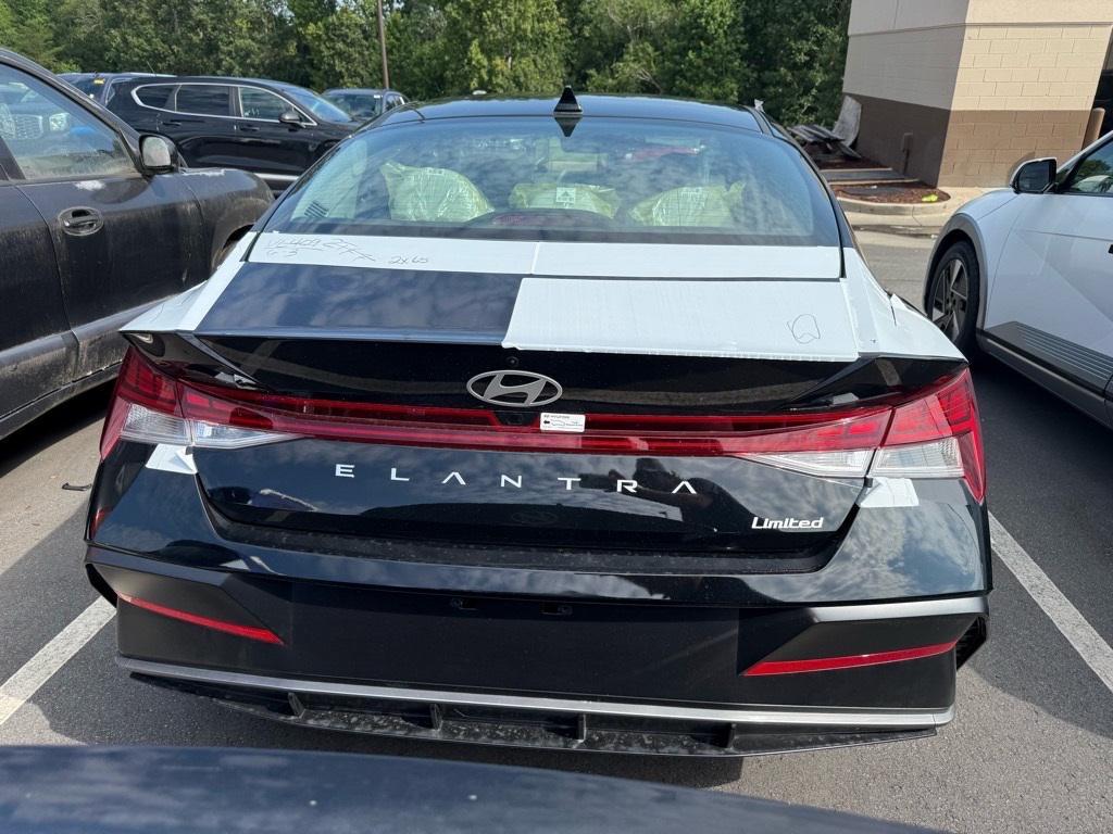new 2025 Hyundai Elantra car, priced at $26,937