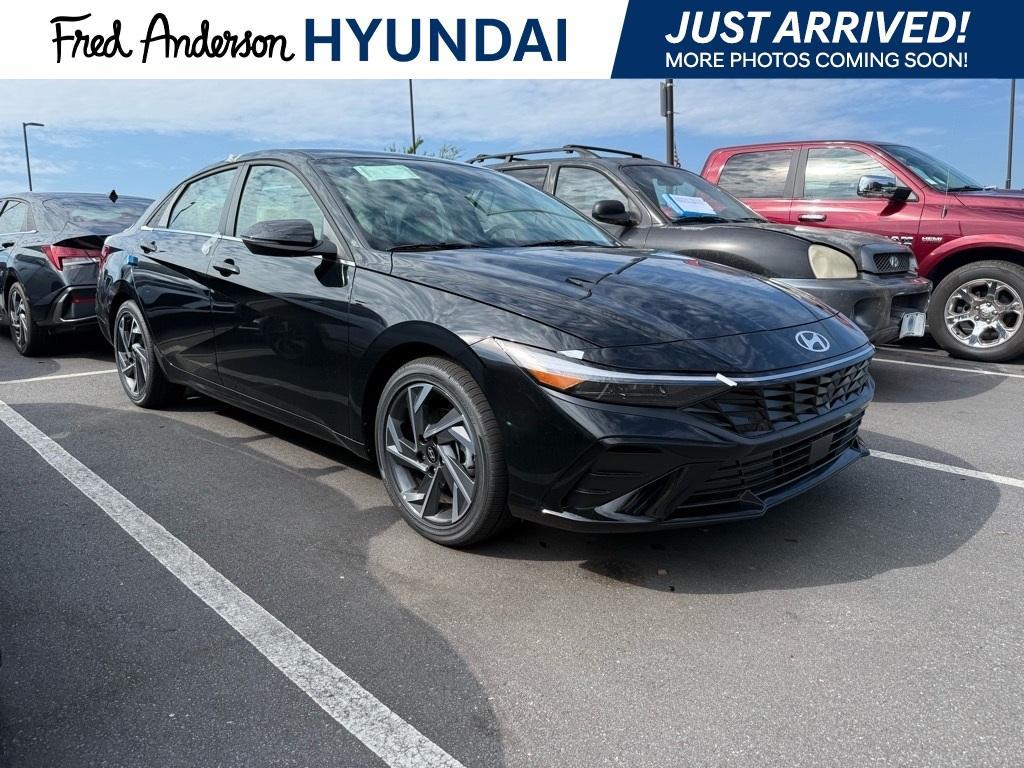 new 2025 Hyundai Elantra car, priced at $26,437