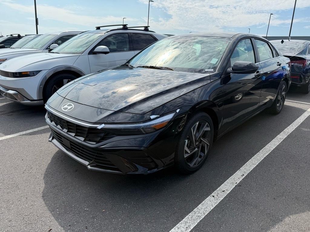 new 2025 Hyundai Elantra car, priced at $26,437