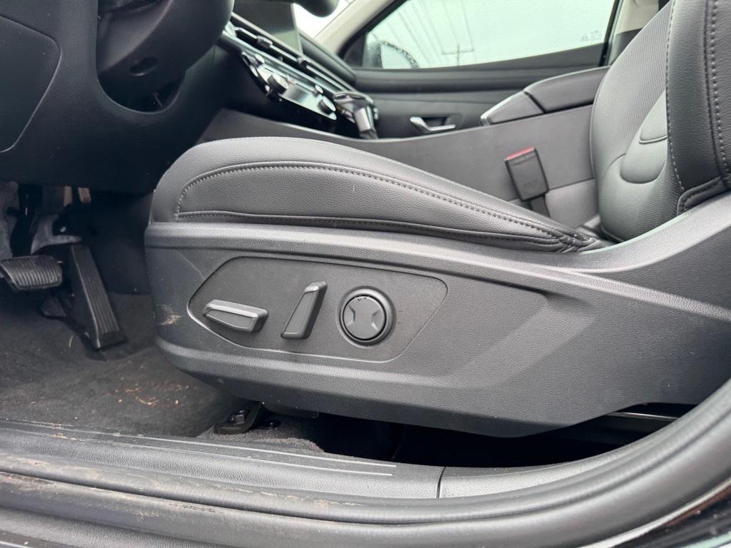 new 2025 Hyundai Tucson car, priced at $32,397