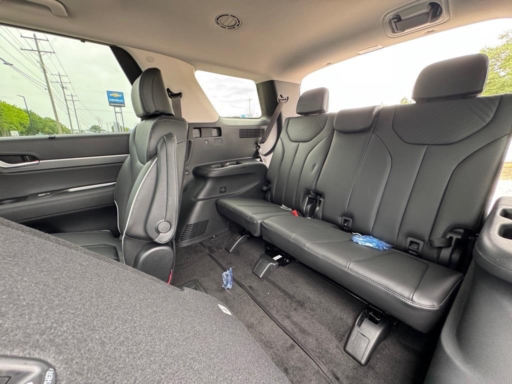 new 2025 Hyundai Palisade car, priced at $47,253
