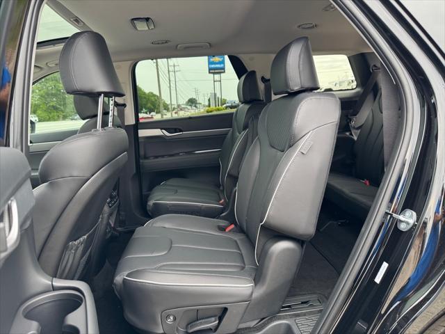 new 2025 Hyundai Palisade car, priced at $47,253