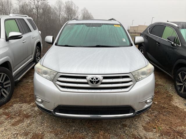 used 2013 Toyota Highlander car, priced at $11,998