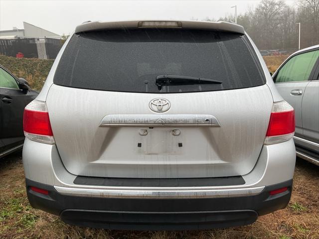 used 2013 Toyota Highlander car, priced at $11,998