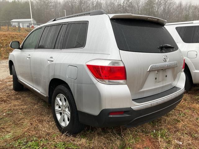 used 2013 Toyota Highlander car, priced at $11,998