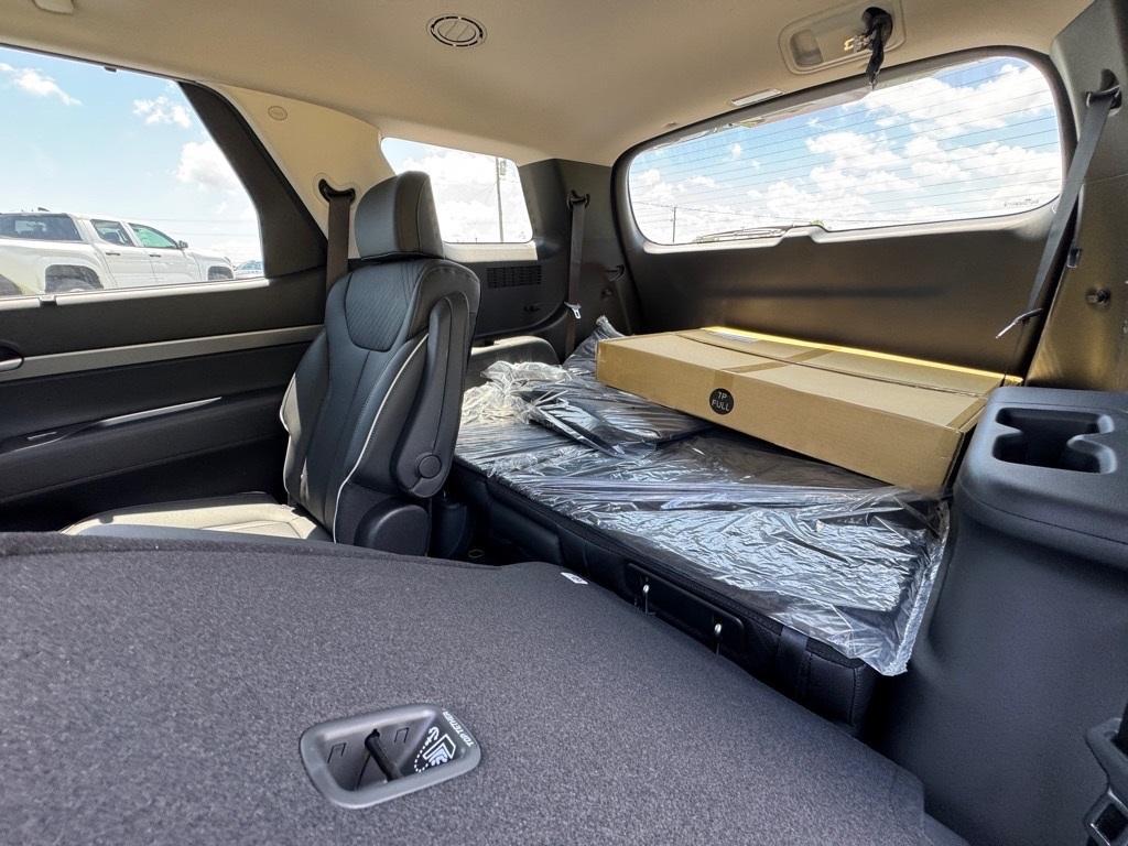 new 2025 Hyundai Palisade car, priced at $44,220