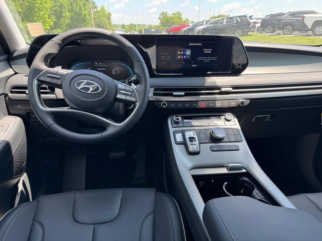 new 2025 Hyundai Palisade car, priced at $44,220