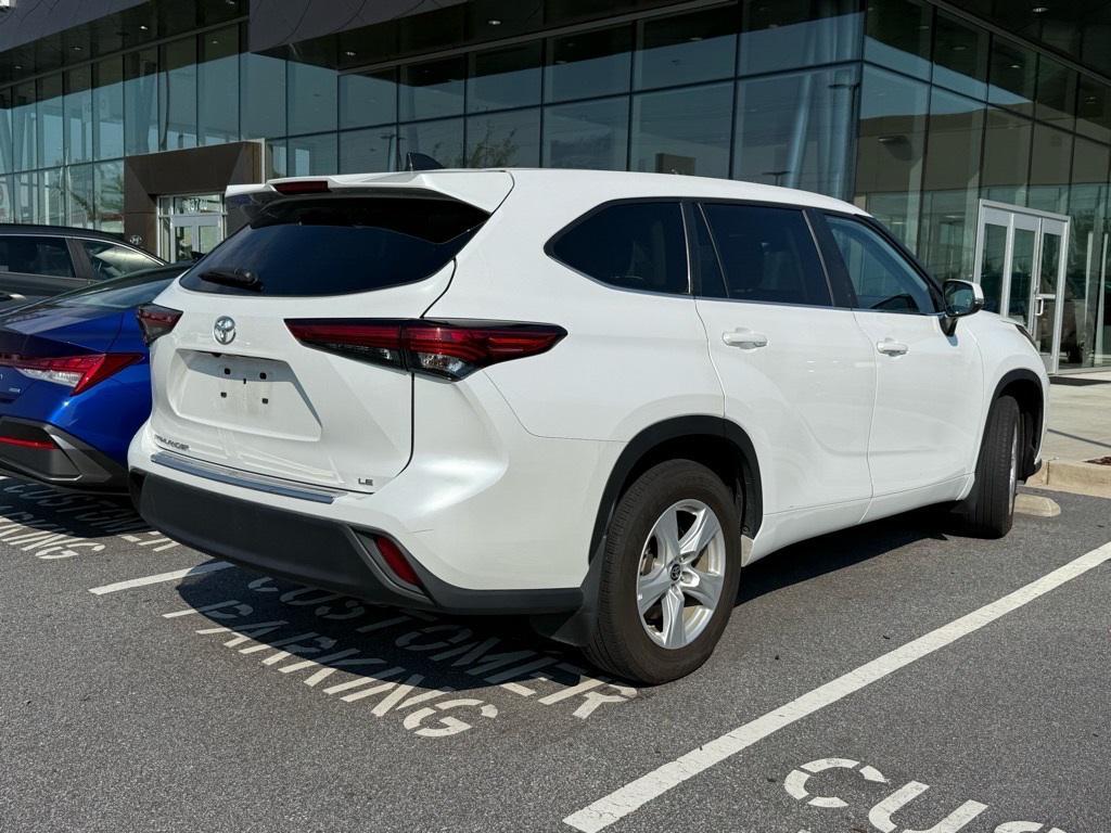 used 2023 Toyota Highlander car, priced at $34,230