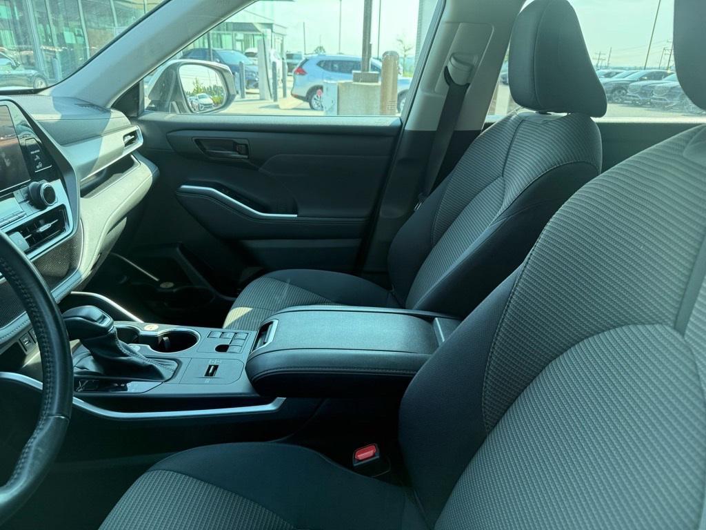 used 2023 Toyota Highlander car, priced at $34,230