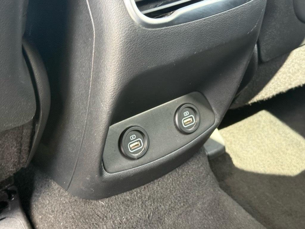 used 2023 Hyundai Santa Fe car, priced at $21,292