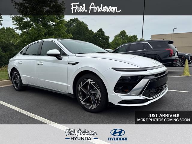 new 2024 Hyundai Sonata car, priced at $30,706