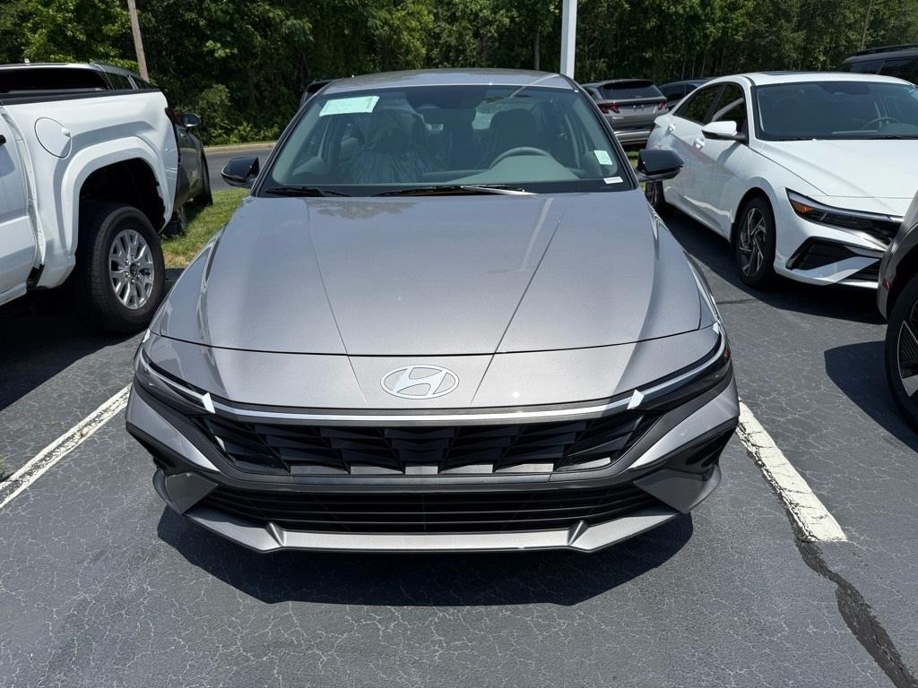 new 2025 Hyundai Elantra car, priced at $24,291
