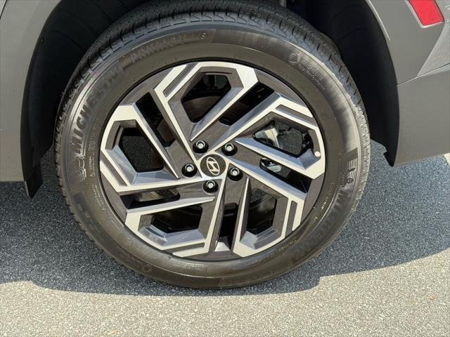 new 2025 Hyundai TUCSON Hybrid car, priced at $41,807