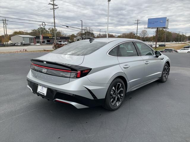 new 2024 Hyundai Sonata car, priced at $27,327