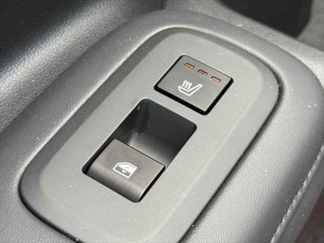new 2025 Hyundai Santa Fe car, priced at $47,097