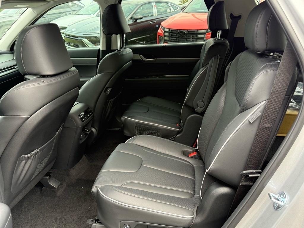new 2025 Hyundai Palisade car, priced at $47,253