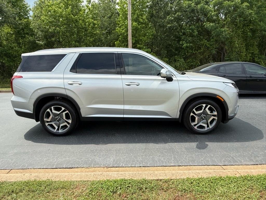 new 2025 Hyundai Palisade car, priced at $47,253