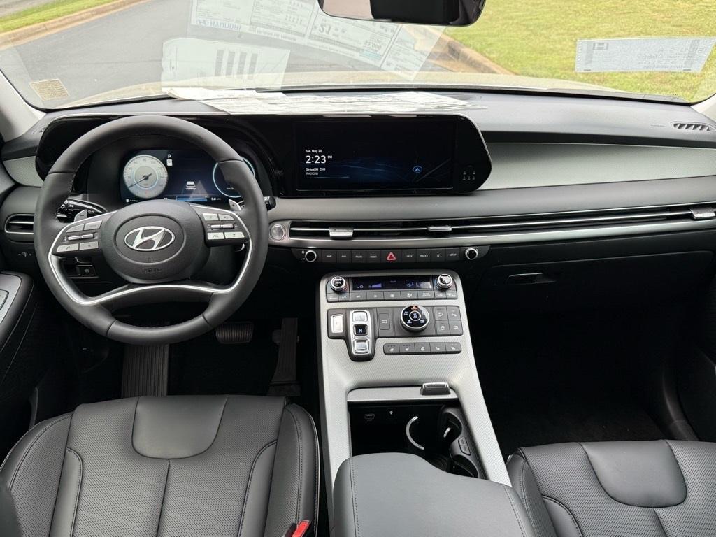 new 2025 Hyundai Palisade car, priced at $47,253