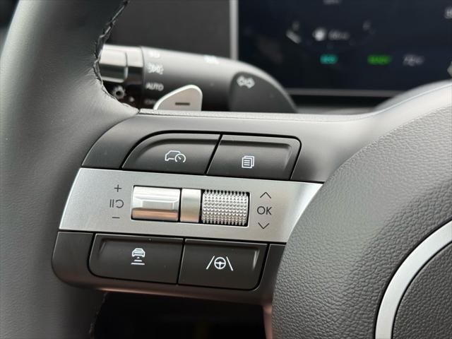new 2025 Hyundai TUCSON Hybrid car, priced at $37,550