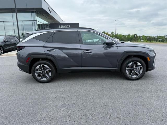 new 2025 Hyundai TUCSON Hybrid car, priced at $37,550