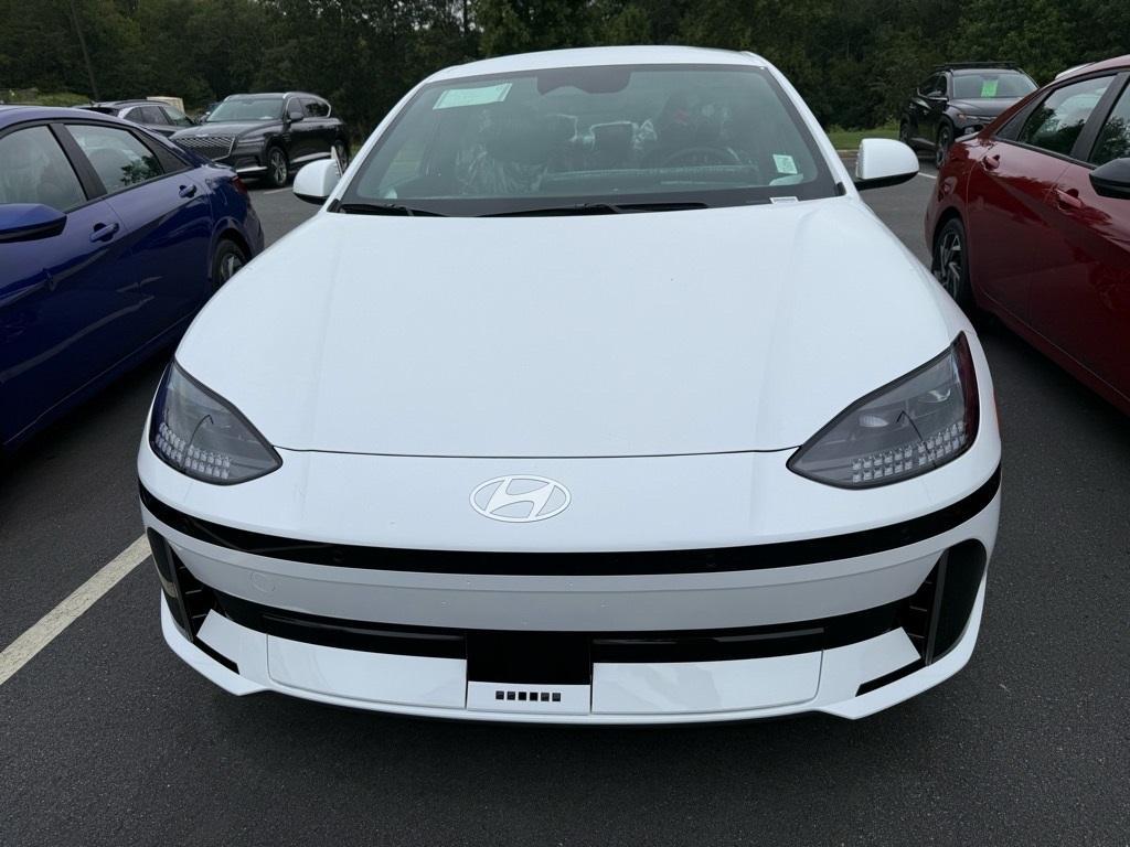 new 2025 Hyundai IONIQ 6 car, priced at $40,669
