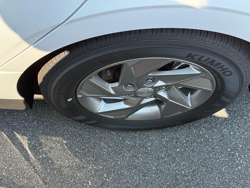 new 2025 Hyundai Sonata car, priced at $25,522