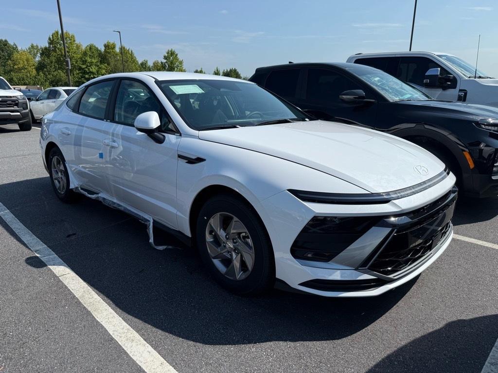 new 2025 Hyundai Sonata car, priced at $23,355