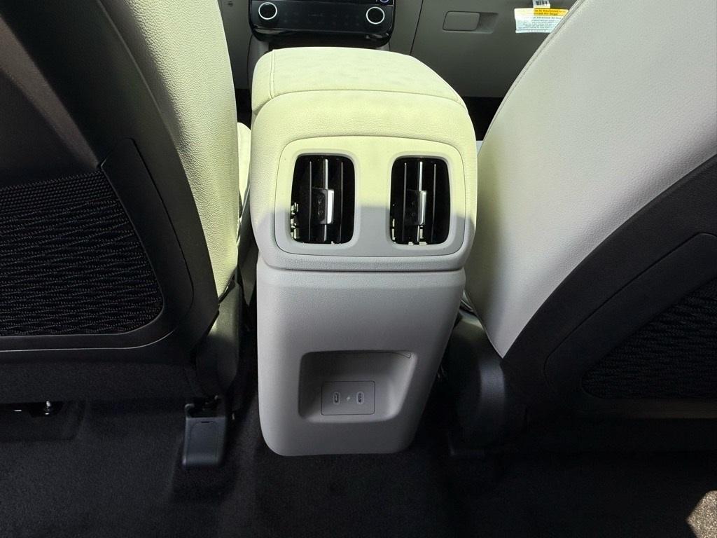 new 2025 Hyundai TUCSON Hybrid car, priced at $42,822