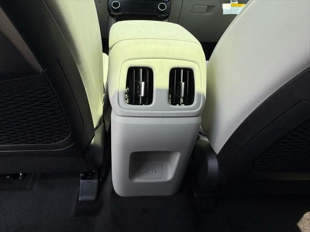 new 2025 Hyundai TUCSON Hybrid car, priced at $42,822