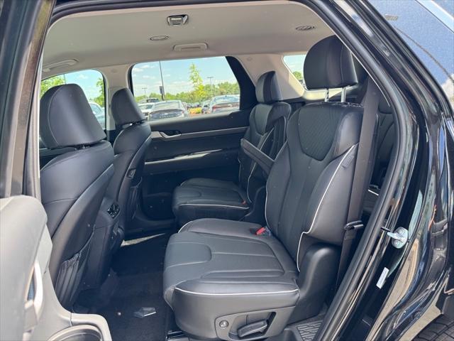 new 2025 Hyundai Palisade car, priced at $42,883