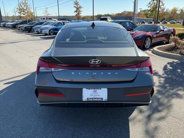 new 2024 Hyundai Elantra car, priced at $21,072