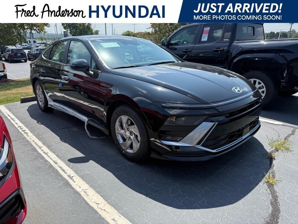 new 2025 Hyundai Sonata car, priced at $27,703