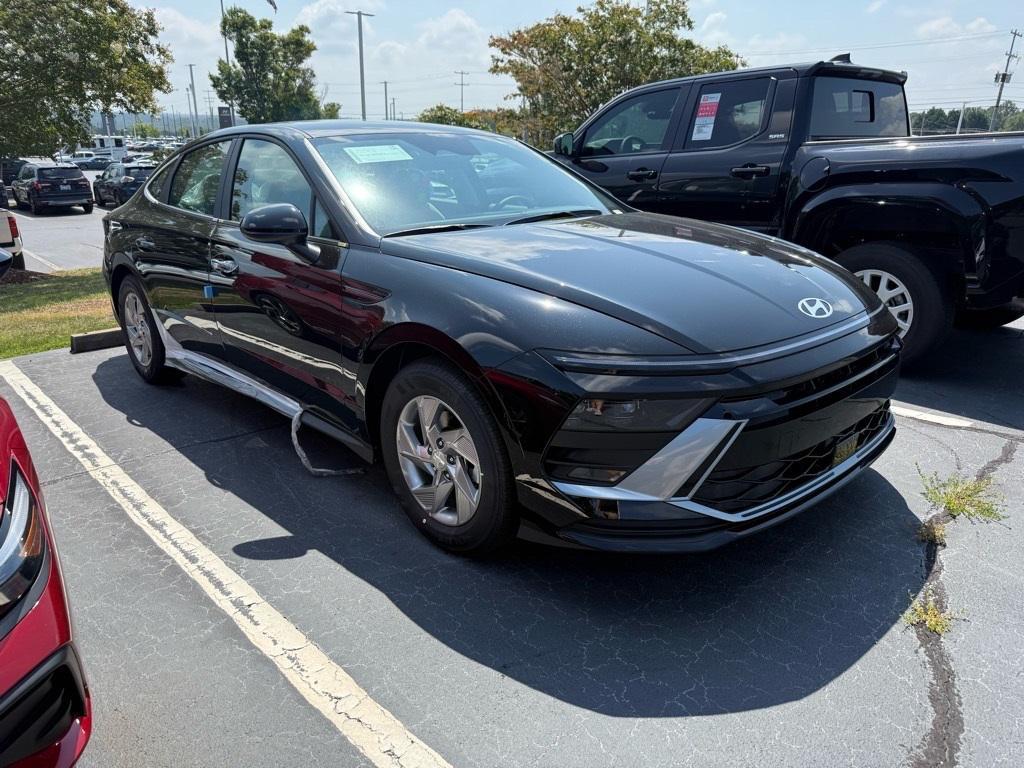 new 2025 Hyundai Sonata car, priced at $22,751