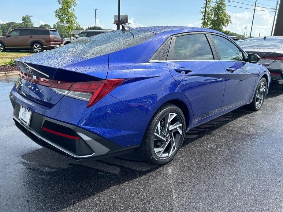 new 2024 Hyundai Elantra car, priced at $25,709