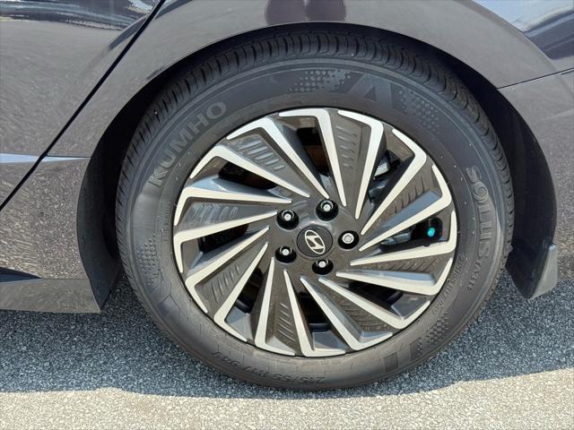 new 2024 Hyundai Sonata Hybrid car, priced at $37,521