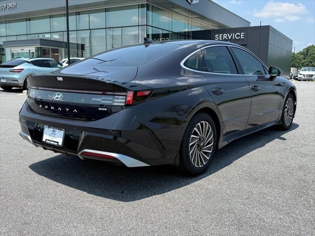 new 2024 Hyundai Sonata Hybrid car, priced at $37,521