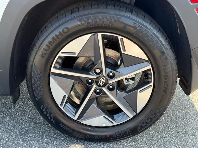 new 2025 Hyundai Tucson car, priced at $32,875