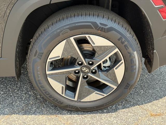 new 2025 Hyundai TUCSON Hybrid car, priced at $37,550