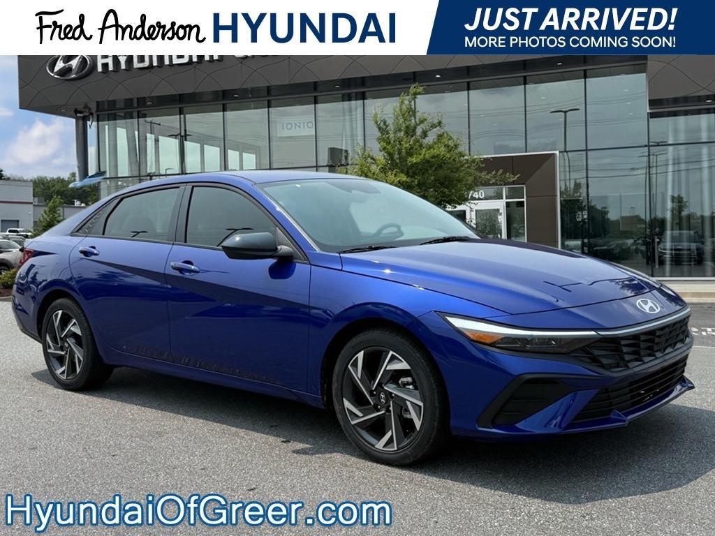 new 2025 Hyundai Elantra car, priced at $24,278