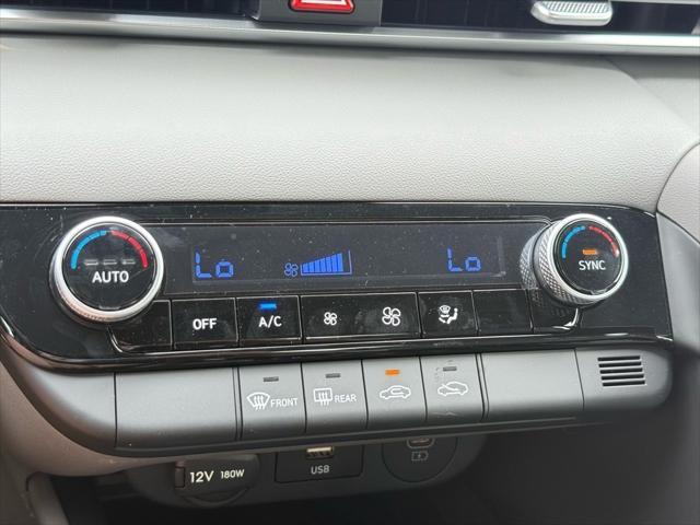 new 2025 Hyundai Elantra car, priced at $24,278