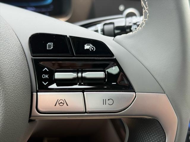 new 2025 Hyundai Elantra car, priced at $24,278