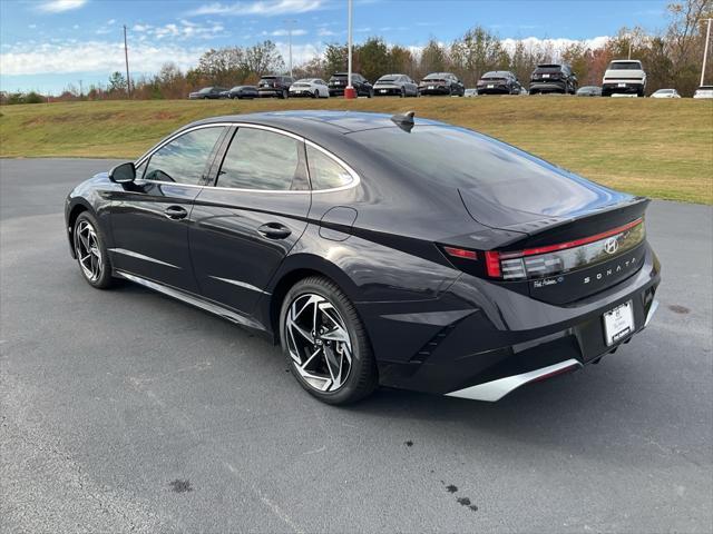 new 2024 Hyundai Sonata car, priced at $30,211